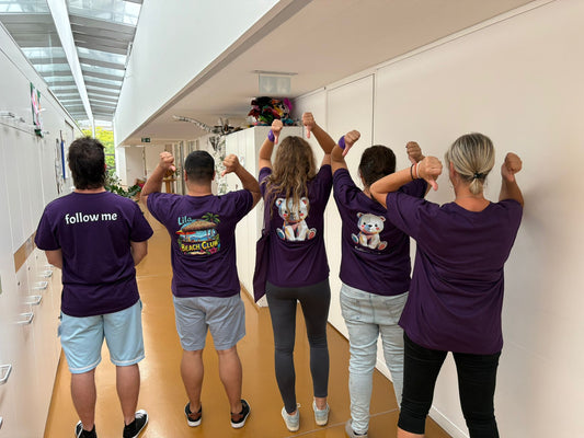 21 Shirts, eine Gruppe, viel Liebe – unser Druck für die Lila Gruppe 💜