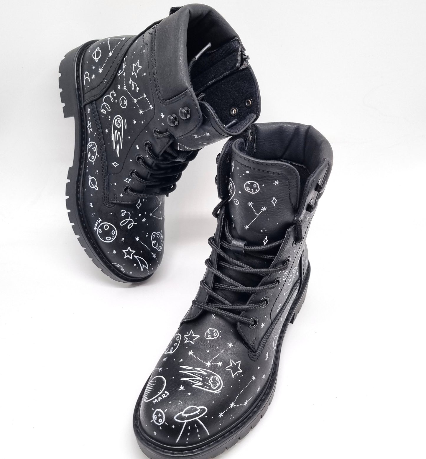 Tätowierte Frauen Stiefletten SPACE auf Anfrage