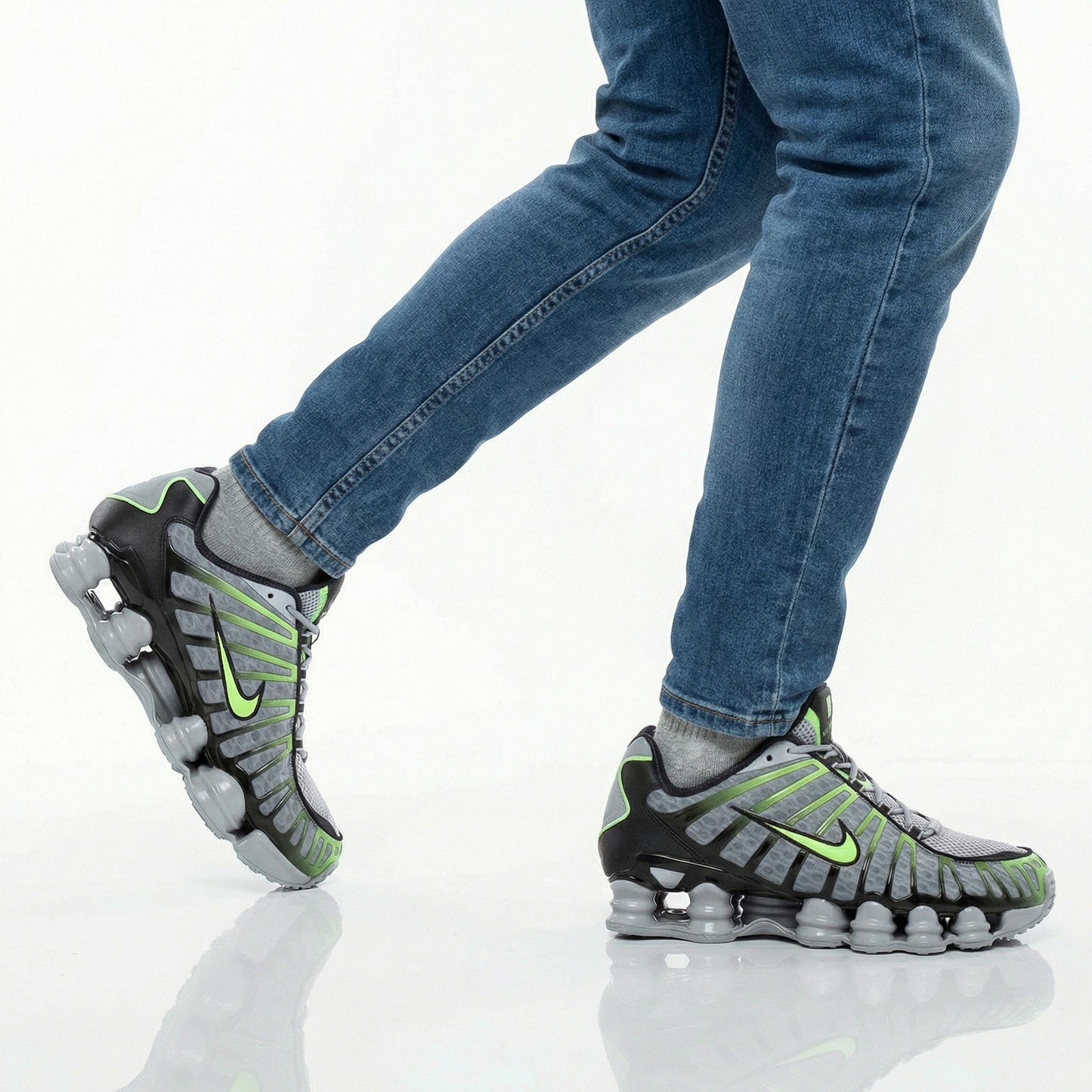 Nike Shox TL - Herren Sneakers Schuhe Grau AV3595-005