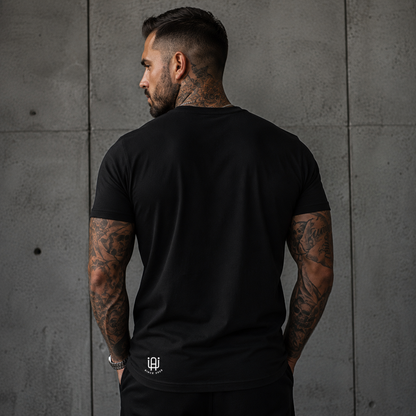 Herren T-Shirt "Built Different"