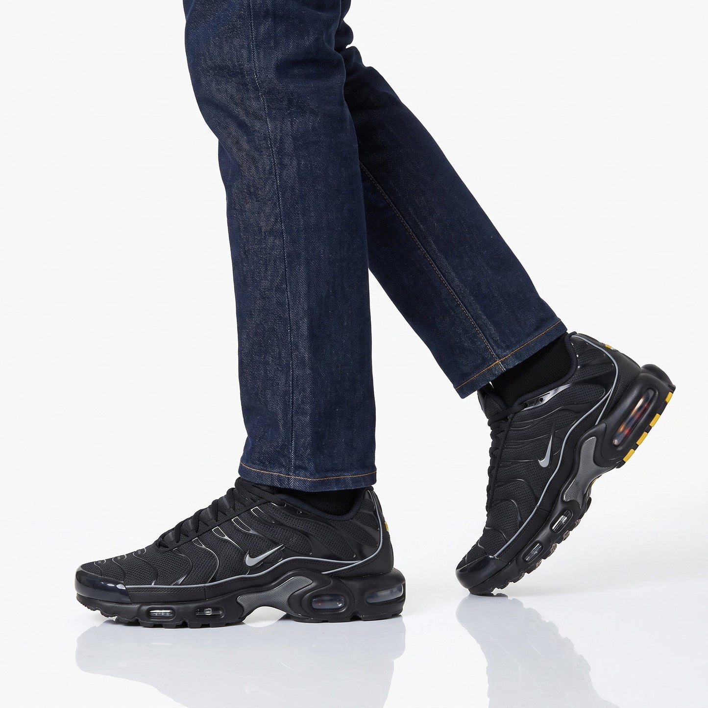 Nike Air Max Plus TN OG - Black Reflective - Herren Sneakers Schuhe HV8066-002
