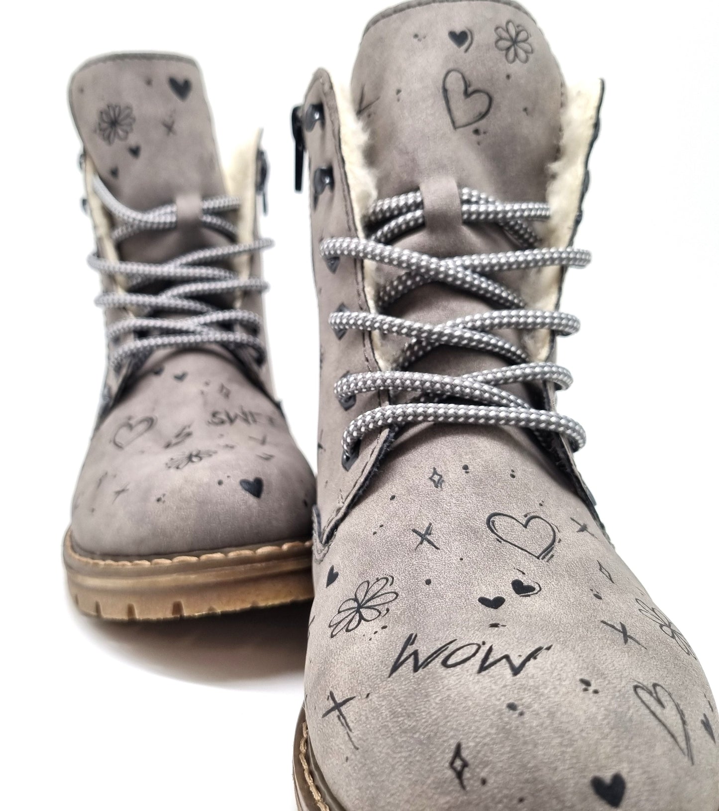 Tätowierte Frauen Stiefletten mit Muster auf Anfrage